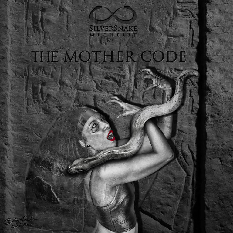 Silversnake Michelle coverart copertina THE MOTHER CODE